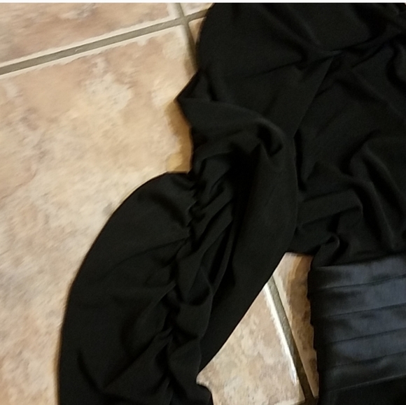 Sue Wong Long Sleeves Open Back Black Mini Cocoktail Dress - Picture 12 of 15